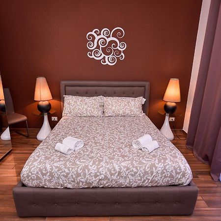 Symposium Bed&Breakfast Catánia Buitenkant foto