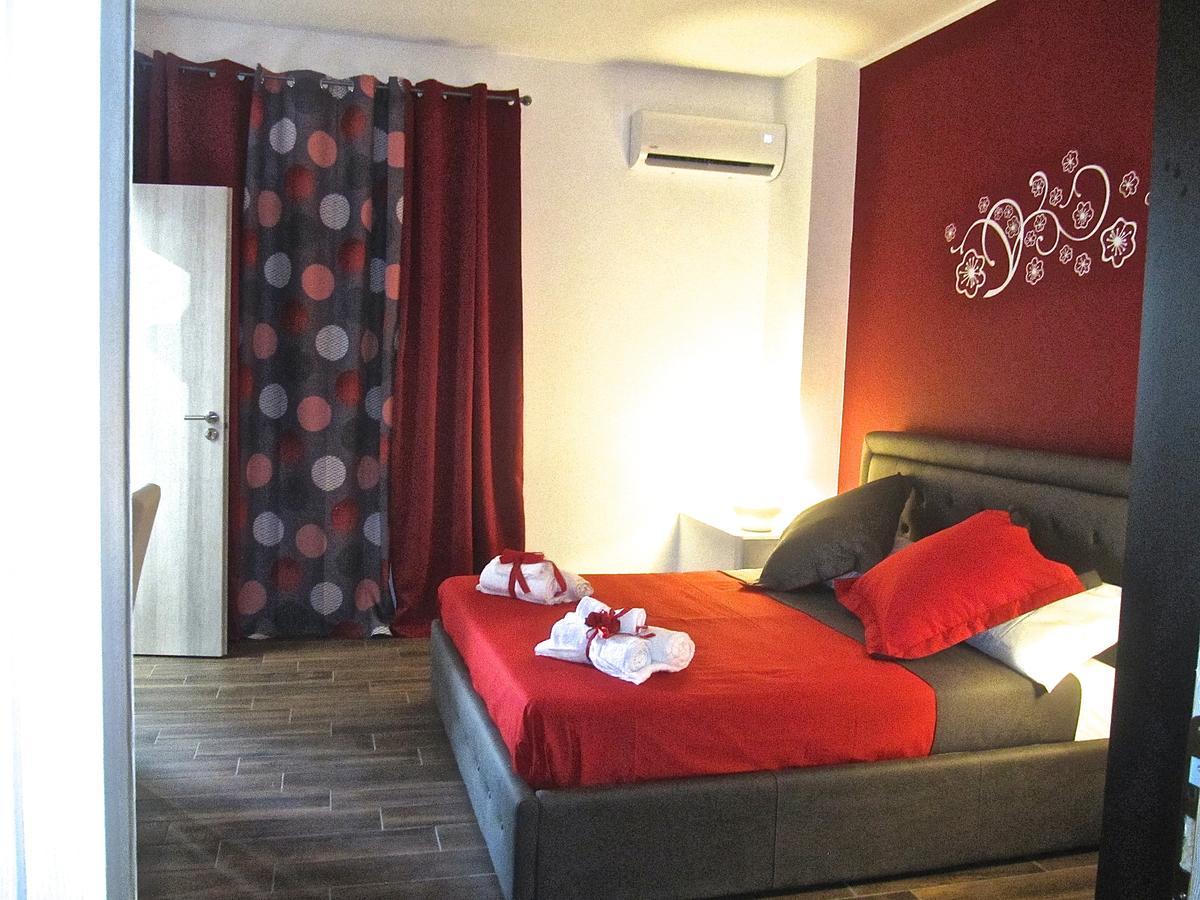 Symposium Bed&Breakfast Catánia Buitenkant foto